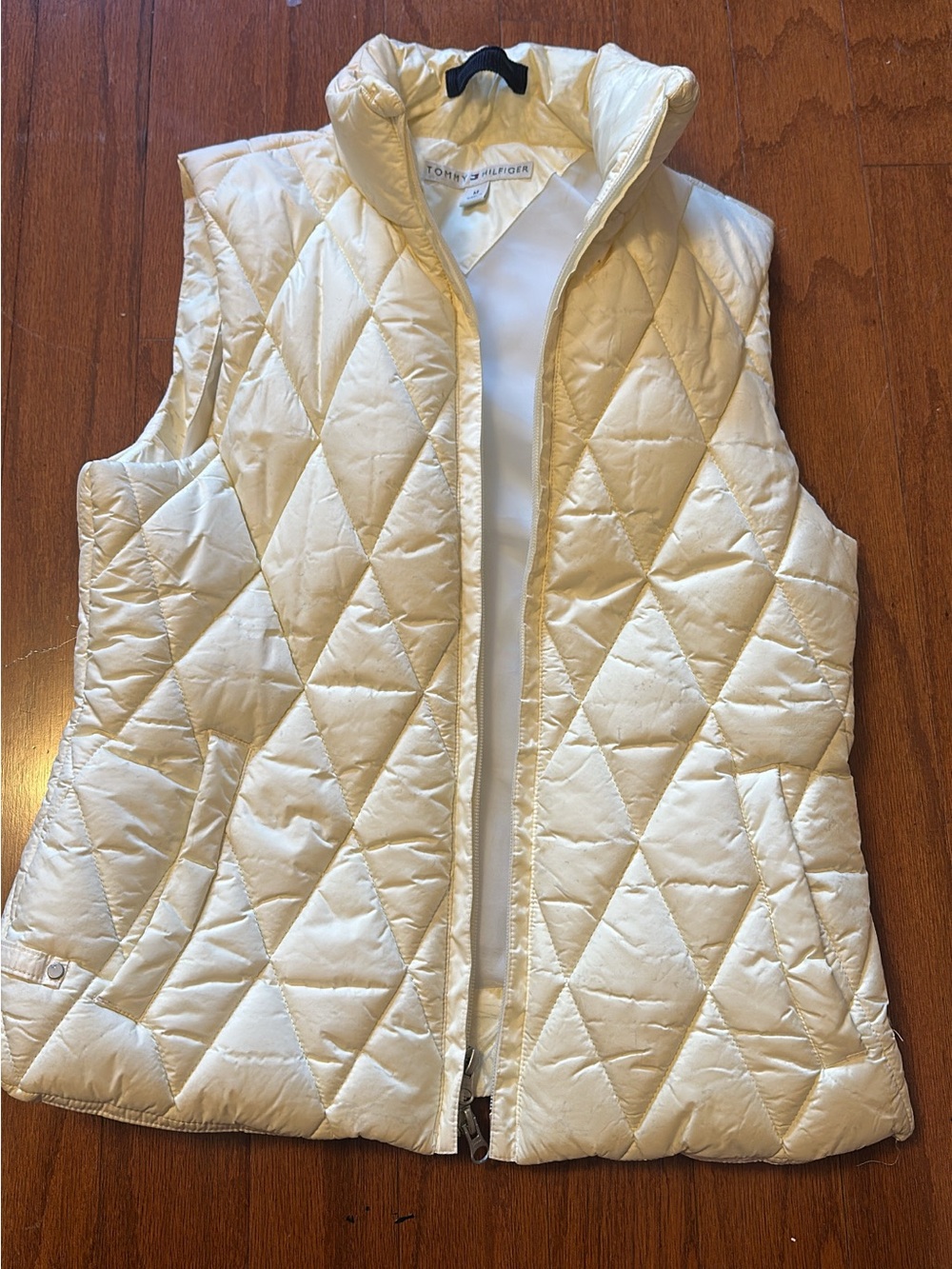 Tommy Hilfiger Women's Quilted Cream Puffer Vest